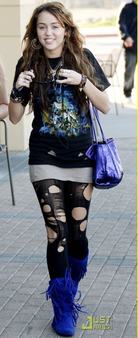 miley-cyrus-girls-day-out-10_std.jpg